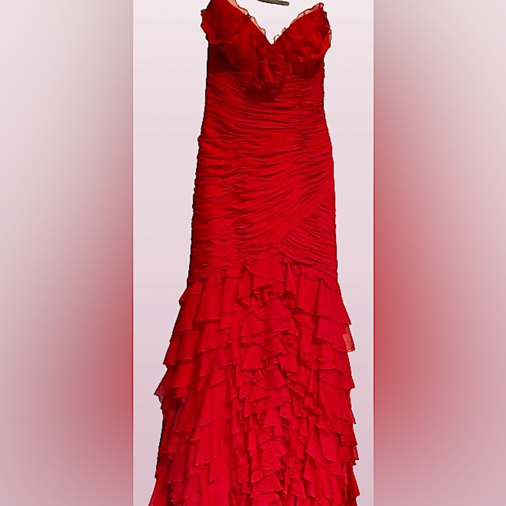 Elegant Red Ruffled Dress